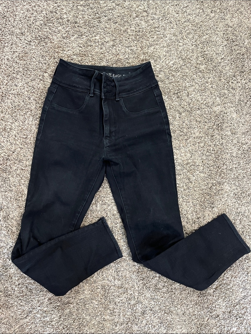 🎃 American Eagle Outfitters Black High-Rise Slim Jeans